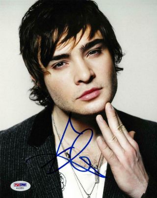 Ed Westwick Signed Authentic Autographed 8x10 Photo Psa/dna Aa22853