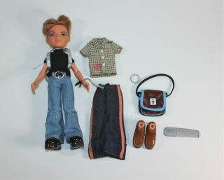 Bratz Boyz Dylan Doll Comes With Accessories And Extra Clothes