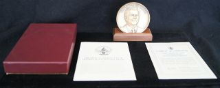 Medalcraft 2001 George W.  Bush 3 " Presidential Inaugural Medal,  Book,  & Box