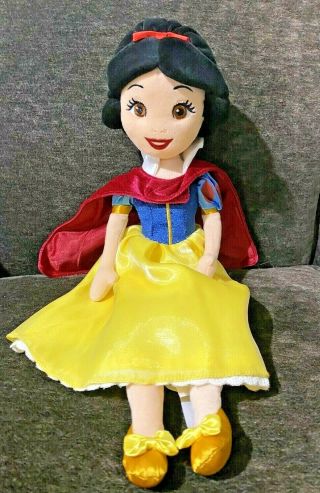 Disney Store Snow White Princess 7 Dwarfs Plush Doll 18 "