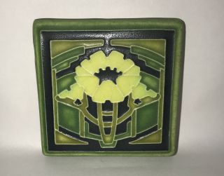 Motawi Tile " Dard Hunter " Yellow Green.  Flower Motawi Tileworks Ann Arbor,  Mi