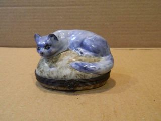 Limoges Trinket Box Gray/blue Cat Hand Painted Brass Flower Shape Closure