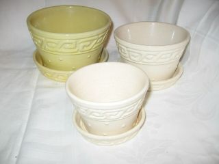 3 Vintage Usa Mccoy Pottery Planters / Pots 3 Sizes Yellow And White