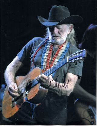 Willie Nelson Legendary Country Singer - Hand Signed Autographed Photo