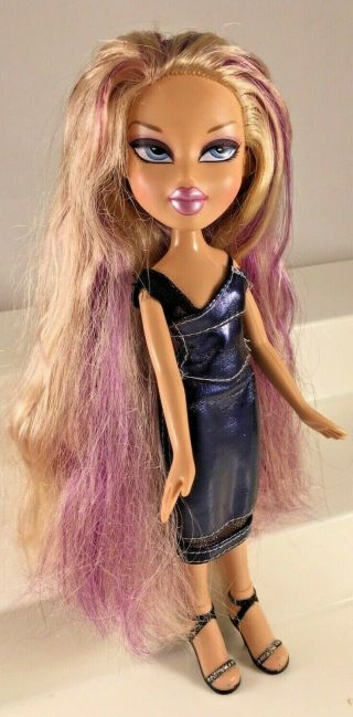 Bratz Doll Fianna Magic Hair With Outfit And Shoes For Collector / Ooak