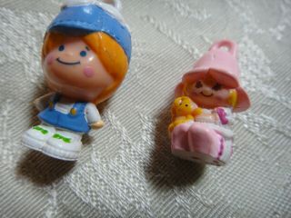 Vtg,  Hasbro Set Of 2 Mini Charmkins Boy And Girl