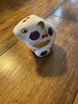 Royal Crown Derby English Bone China Imari Harvest Mouse Paperweight 2.  5 " Tall L