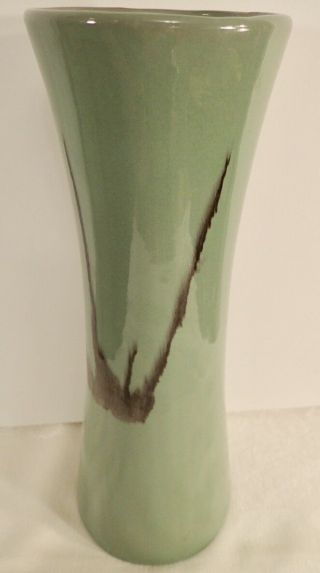 Rare Blue Mountain Pottery Canada Bmp Tall Vase Celadon Glaze 13 " Vintage
