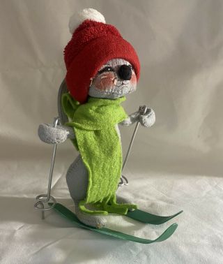 Vintage Annalee Mobilitee Doll 8 " Skier Mouse Christmas 1965 W/ Skis And Poles