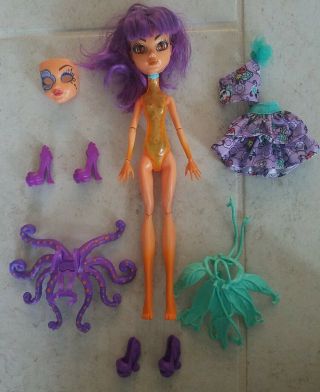 Monster High Inner Shockingly Shy Scared Silly Doll Figure Cam Create A Monster