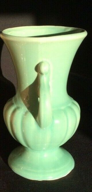 McCoy Vase Mid Century Modern Green Vintage Made in USA 3