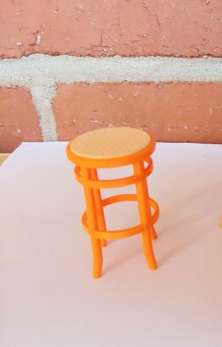 Tomy Smaller Homes Doll House Orange Bar Stool And Chairs Vanity Bedroom Kitchen