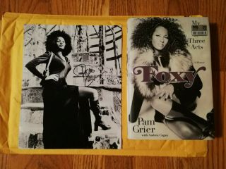 Pam Grier 8 X 10 Autographed Photo Actress Jackie Brown Bless This Mess,  More