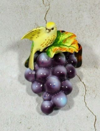 Vintage 3d Parakeet Bird On Grapes Wall Pocket Planter Majolica Style Py Japan