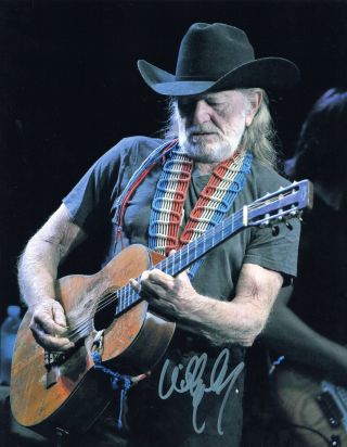 Willie Nelson - Country Legend - Hand Signed Autographed Photo With