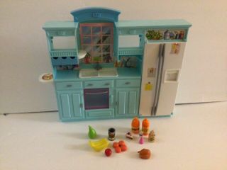 Mattel Barbie 2002 Living In Style Kitchen With Food Accessories