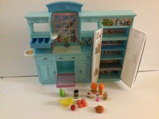 Mattel Barbie 2002 Living In Style Kitchen With Food Accessories 2