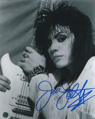 Joan Jett 8 X 10 Autographed Photo Singer Songwriter Crimson & Clover