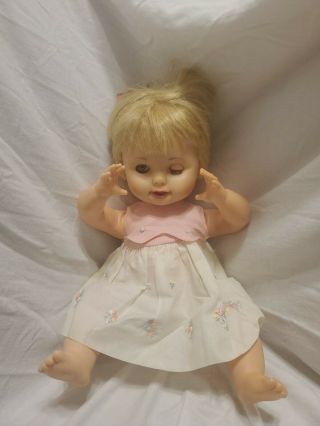 Vtg 1966 Baby Magic Doll Deluxe Reading Corp Hard Plastic Holds Bottle Cries 18 "