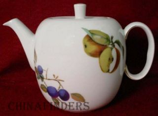 Royal Worcester China England Evesham Gold Pattern Teapot - 4 Cup - 4 - 3/4 "
