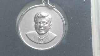 (1963) John F.  Kennedy Memorial Silver Medal Or Charm,  Uncirculated