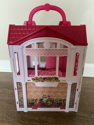 2014 Barbie Doll Glam Getaway Doll House Fold And Carry