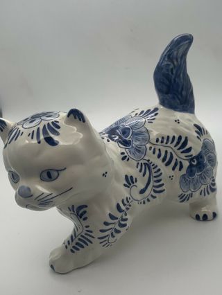 Odc Dutch Delft Pottery Cat Figurine Blue White Hand Painted Signed 8” X 7”