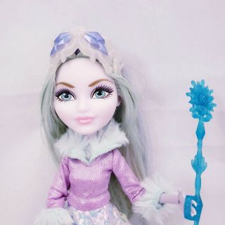 Ever After High Crystal Winter Doll Epic Winter Doll