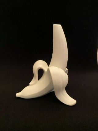 SIGNED Jonathan Adler Banana Bud Vase in Matte porcelain - 3