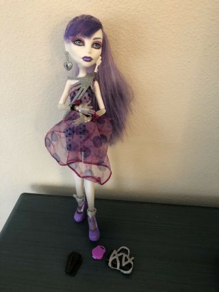 Monster High Spectra Vondergeist Doll - Drop Dead Gorgeous