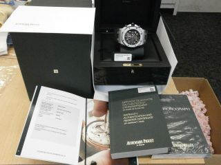 Audemars Piguet Royal Oak Offshore 26470st S/s 42mm Black Dial Auto Watch.  B/p.