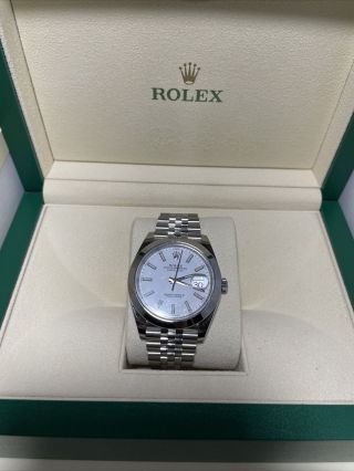Rolex Datejust 41 Auto Steel Mens Jubilee Bracelet Watch 126300 White Dial