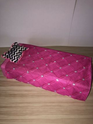 2015 Barbie Dream House Replacement Bed,  Pillow,  And Blanket Pink