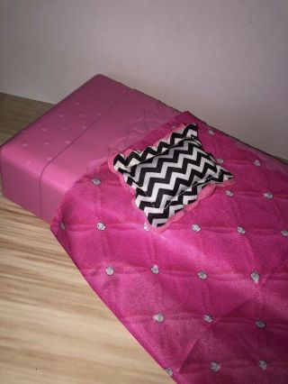2015 Barbie Dream House Replacement Bed,  Pillow,  and Blanket Pink 2