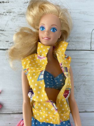 80s Barbie Doll 1987 California Dreams 4439 Clothes with Accessories 2