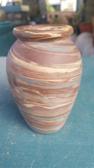 Antique Niloak Art Pottery Vase Signed 2nd Mark - Mission Swirl 4 - 5/8 "