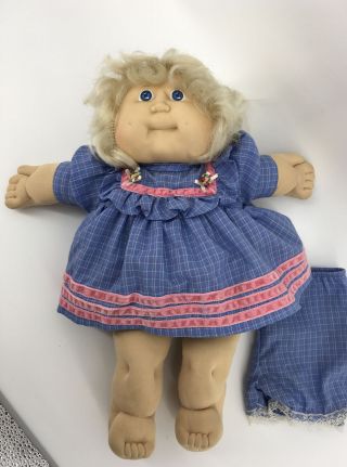 1986 Cabbage Patch Doll Girl Blonde Hair Blue Eyes