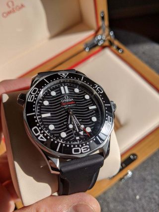 Omega Seamaster Diver 300m Co - Axial Master Chronometer 42mm Black Rubber Strap