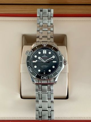 Omega Seamaster Diver 300m Co - Axial Master Chronometer Watch - Black/silver