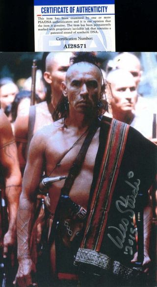 Wes Studi Psa Dna Signed 5x7 Last Of The Mohicans Photo Certified Autograph
