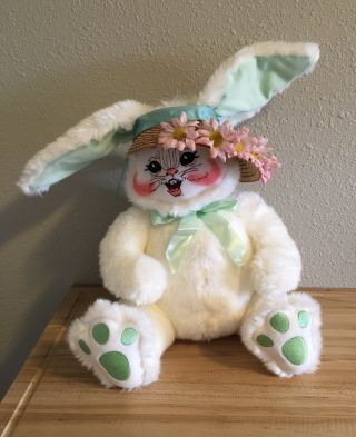 Annalee Plush Easter Rabbit Bunny 12” With Straw Hat & Flowers