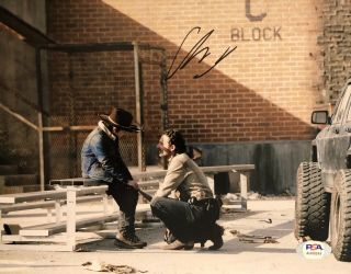 Chandler Riggs Signed Autographed 8x10 Photo Walking Dead Carl Grimes Psa/dna