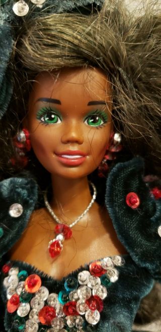 Mattel Happy Holidays Special Edition 1991 African American Barbie Doll 3