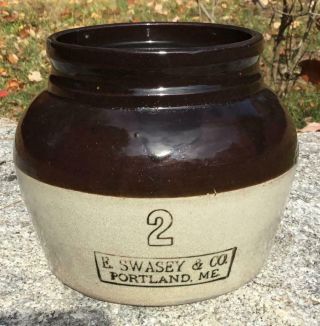 Antique E.  Swasey & Co.  Portland,  Me 2 Quart Bean Pot Crock W/handle