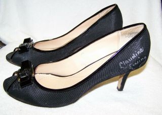 Claudine Ewing Autographed And Worn High Heels - Wgrz Channel 2 Anchor Reporter
