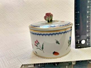 Lovely Vintage Richard Ginori Italy Pittoria Small Round Trinket Box Rosebud Top