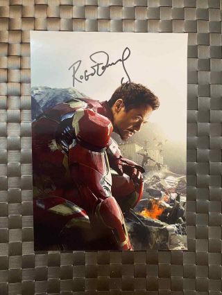 Robert Downey Jr.  Iron Man Avengers Marvel Signed Autographed 6x8 Photo
