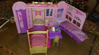 Mattel Barbie Fold & Go Bedroom & Bath Folding House Travel Carry Case Playset