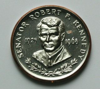 1968 Senator Robert F Kennedy Commemorative Medal - Rfk In High Relief - Scratch