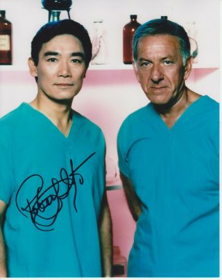 Robert Ito (quincy) 0 8x10 Signed Photo W/ Actor -